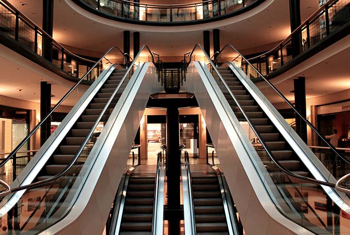 How The Retail Sector is Using IoT